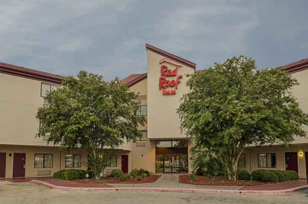 Red Roof Inn San Antonio - SeaWorld/Northwest 5