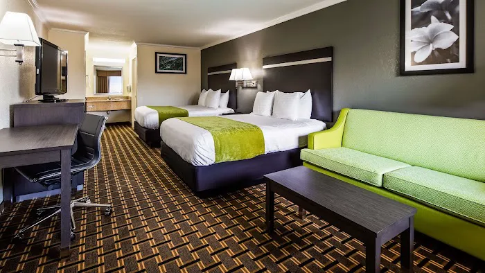 Best Western Garden Inn 5