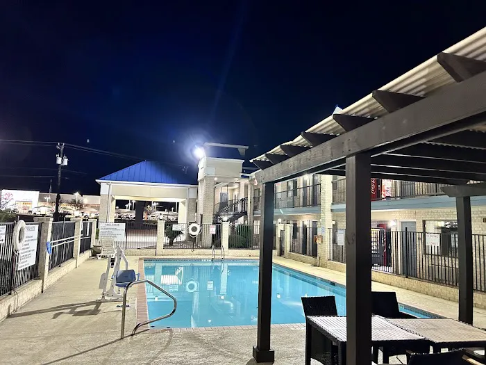 Best Western Garden Inn 5