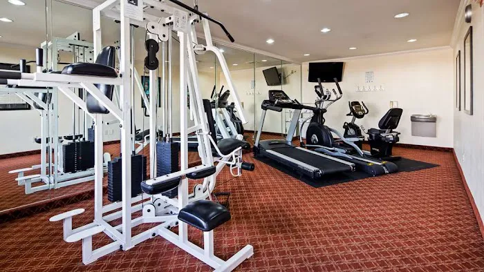 Best Western Garden Inn 5