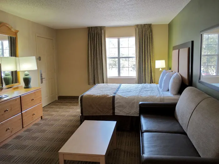 Extended Stay America - San Antonio - Airport 5