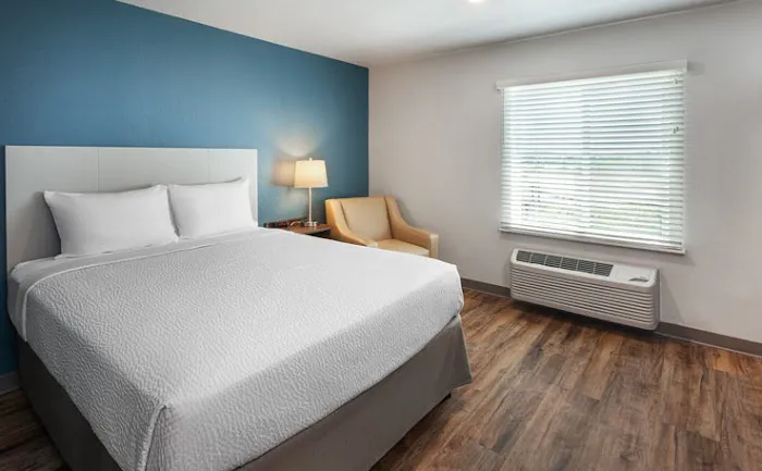 WoodSpring Suites Lackland near Sea World 5