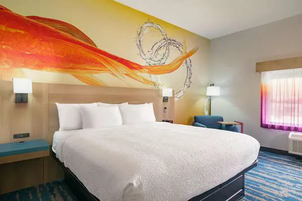 La Quinta Inn & Suites by Wyndham San Antonio Seaworld/LAFB 5