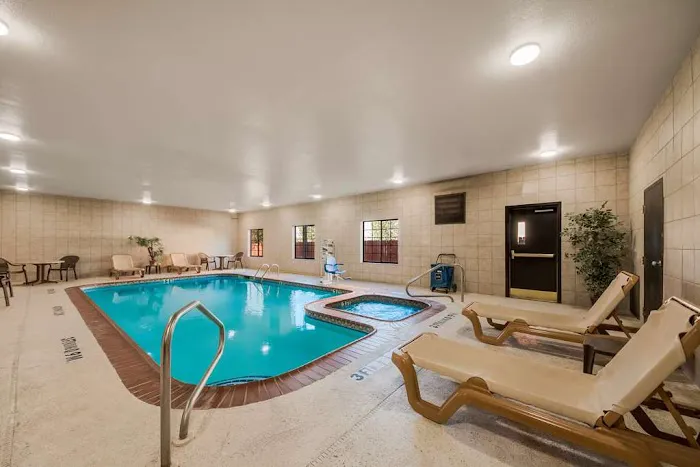 SureStay Plus by Best Western San Antonio SeaWorld 5