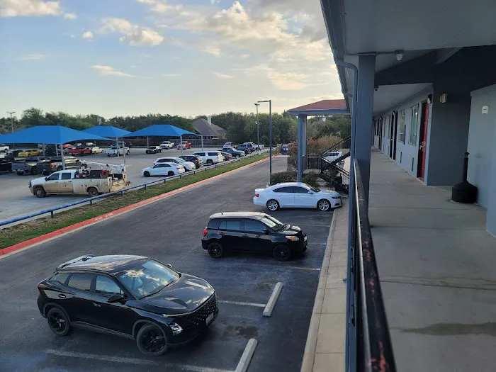 Quality Inn & Suites I-10 near Fiesta Texas 4