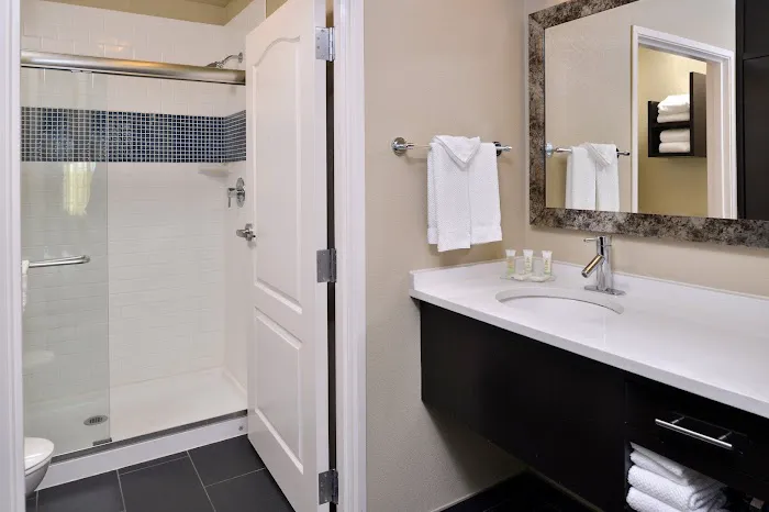 Staybridge Suites San Antonio - Stone Oak by IHG 4