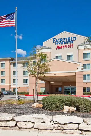 Fairfield Inn & Suites San Antonio North/Stone Oak 4
