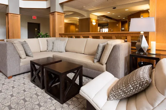 Drury Inn & Suites San Antonio North Stone Oak 5