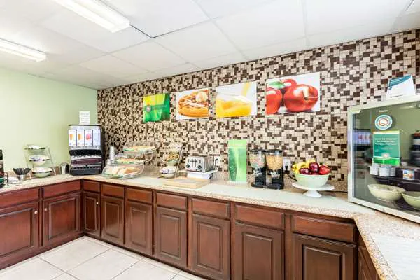 Quality Inn near SeaWorld - Lackland 5