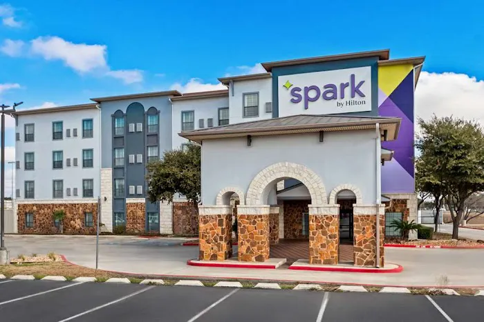 Spark by Hilton San Antonio near Seaworld 5