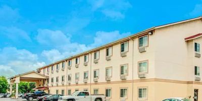 Super 8 by Wyndham San Antonio/Fiesta