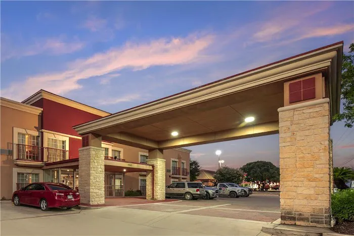 Best Western Plus Atrium Inn 5