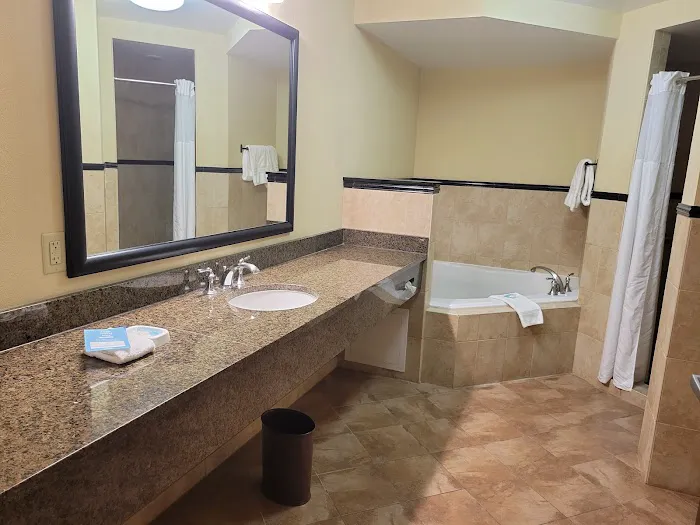 Drury Plaza Hotel San Antonio North Stone Oak 5