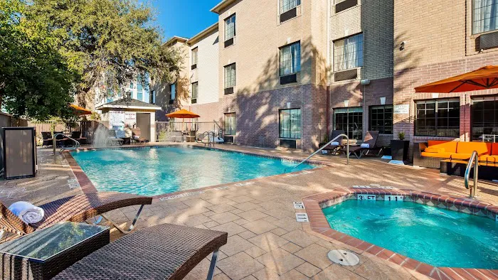 Best Western Plus Hill Country Suites 5