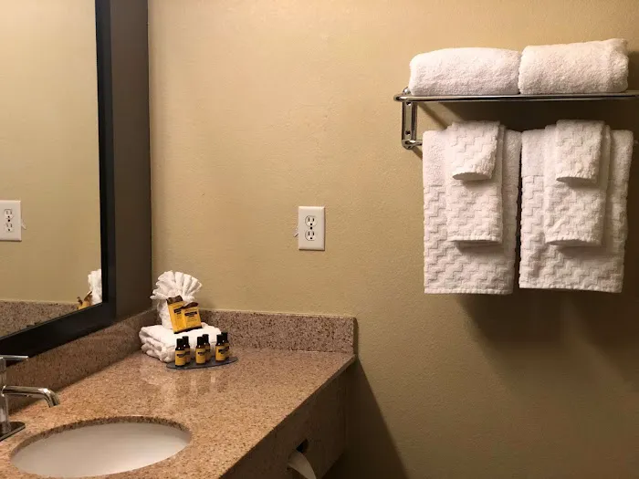 Best Western Plus Hill Country Suites 5