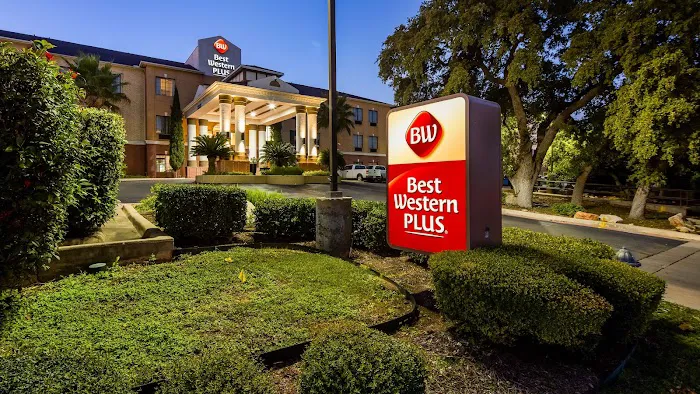 Best Western Plus Hill Country Suites 5