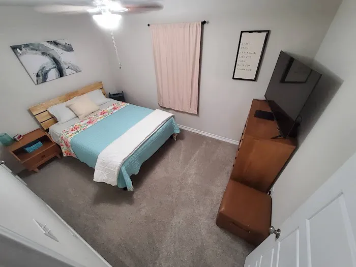 Autumn Woods Family PIT PAD (SHORT TERM RENTALS) 5