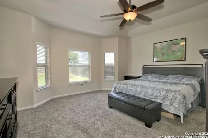 Onyx Living LLC 5