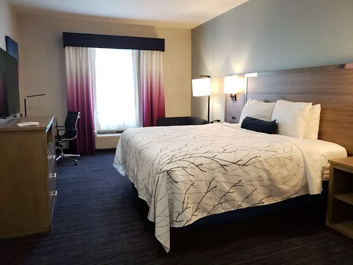 Best Western Plus San Antonio East Inn & Suites 5