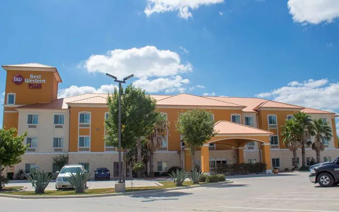 Best Western Plus San Antonio East Inn & Suites 5