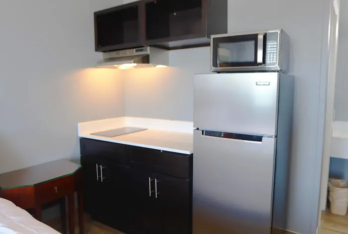 Studio Suites 5