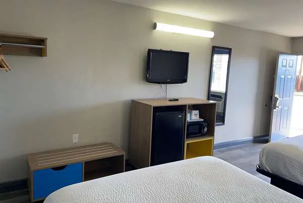 Days Inn by Wyndham San Antonio Southeast/Frost Bank Center 5