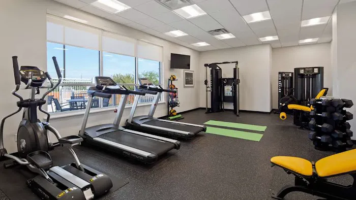 Best Western Plus Roland Inn & Suites 5