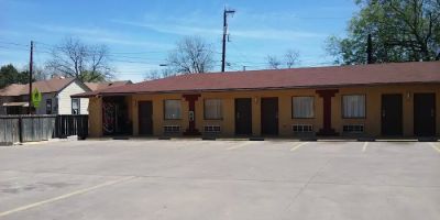 Relax Inn Motel