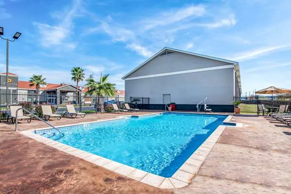La Quinta Inn by Wyndham San Antonio Brooks City Base 5