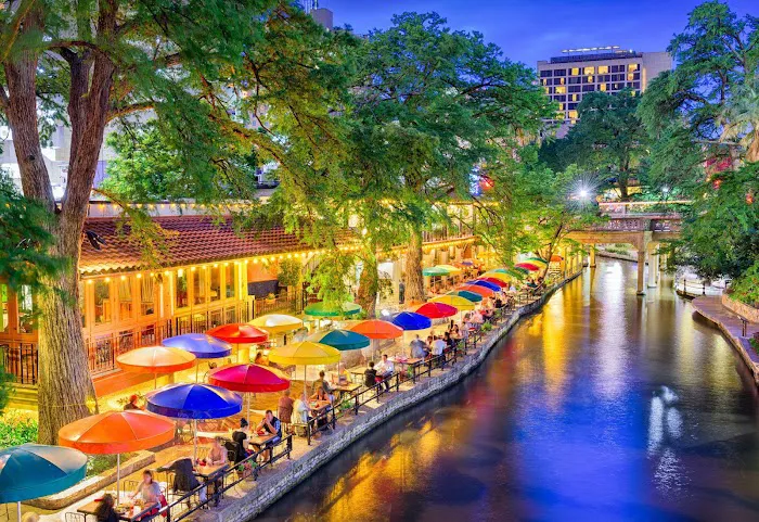 Holiday Inn Express & Suites San Antonio - Brooks City Base by IHG 5