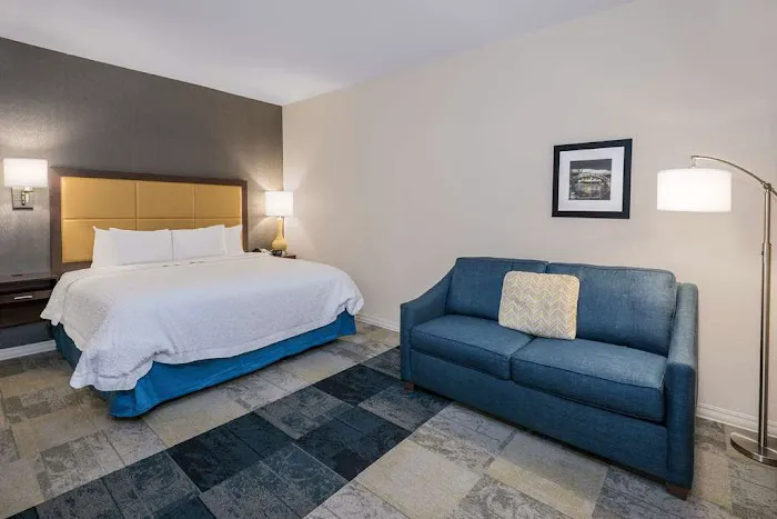 Hampton Inn & Suites San Antonio Brooks City Base 5