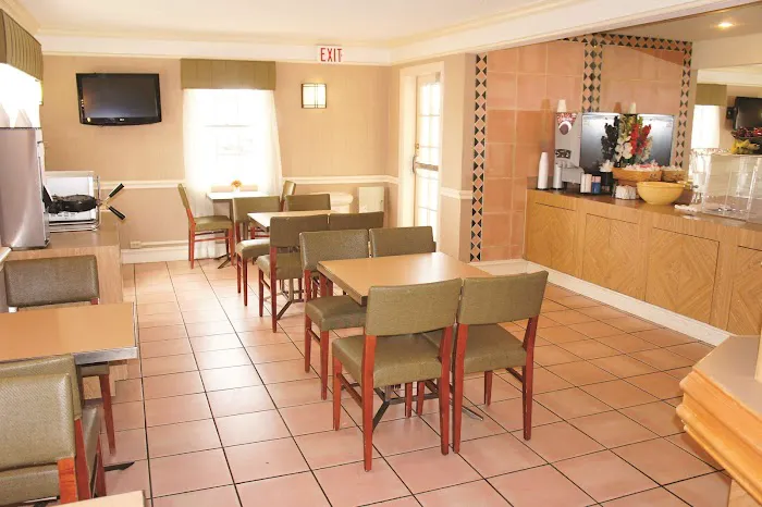 Baymont by Wyndham San Antonio South Park 5