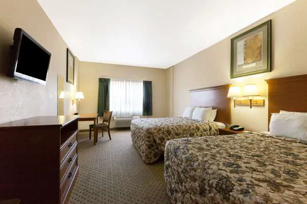 Days Inn by Wyndham San Antonio at Palo Alto 5