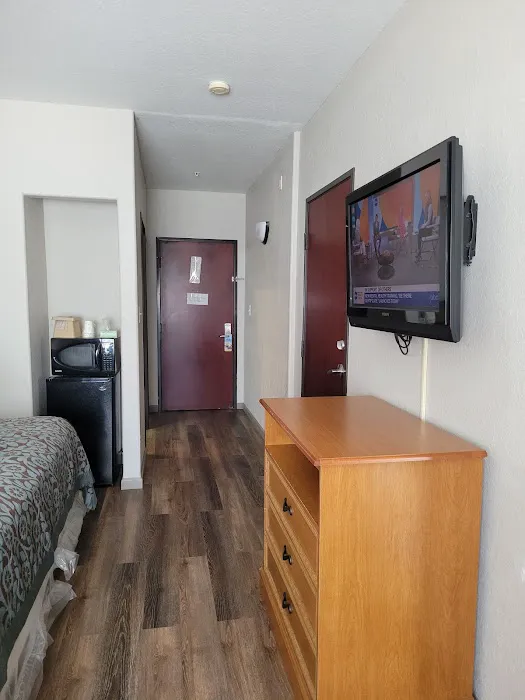 Days Inn by Wyndham San Antonio at Palo Alto 5