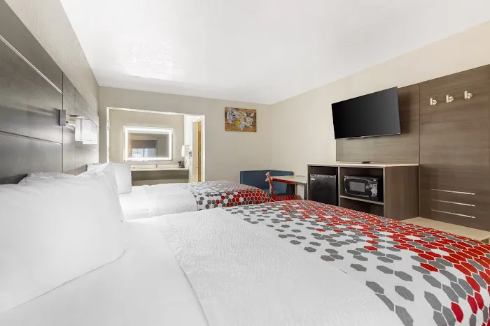 Econo Lodge Inn & Suites Near Lackland AFB 5