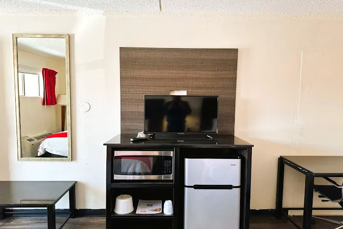 Oyo Hotel San Antonio Lackland AFB/Seaworld Hwy 90 W 5