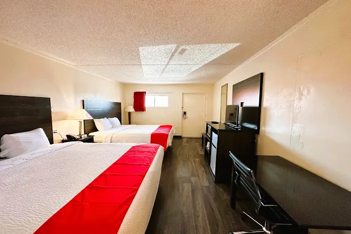 Oyo Hotel San Antonio Lackland AFB/Seaworld Hwy 90 W 5