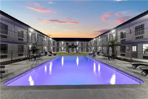 Baymont by Wyndham San Antonio Near Lackland AFB Price Calendar 5