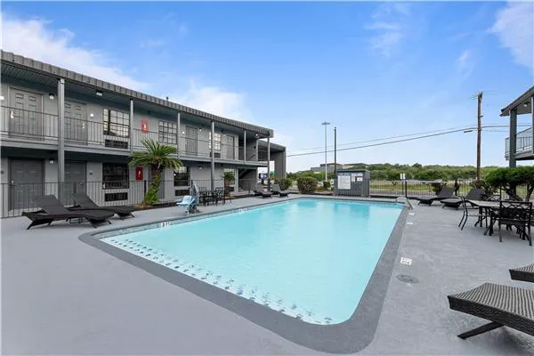 Days Inn by Wyndham San Antonio/Near Lackland AFB 5