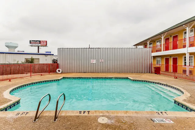 OYO Hotel San Antonio Lackland near Seaworld 5