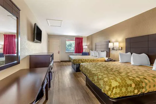 Econo Lodge Near Lackland Air Force Base-SeaWorld 5