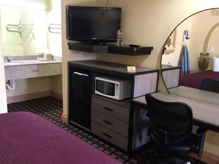 Luxury Inn and Suits Lackland AFB/Seaworld 5