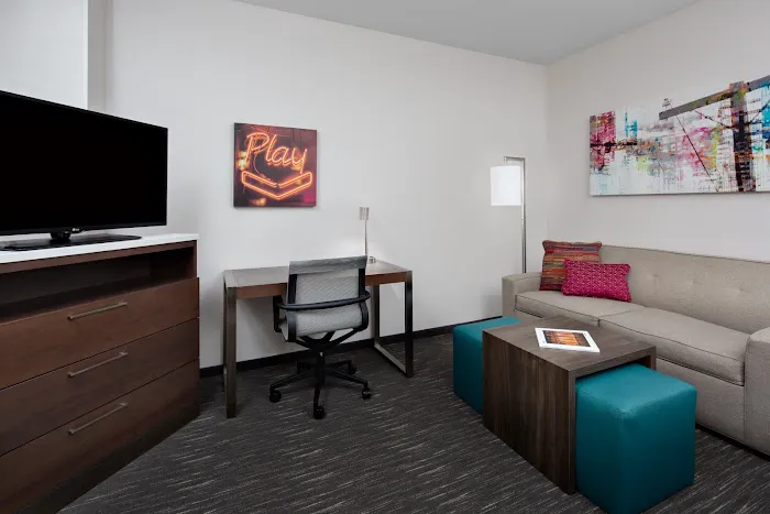 Homewood Suites by Hilton Nashville-Downtown 5