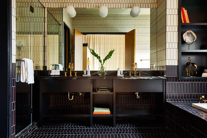 Fairlane Hotel Nashville, by Oliver 5