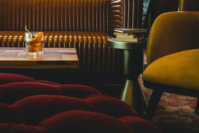 Bobby Hotel 5