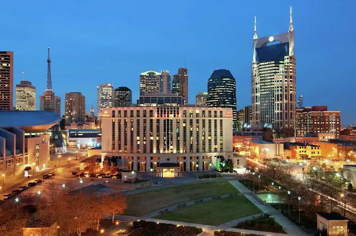 Hilton Nashville Downtown 5