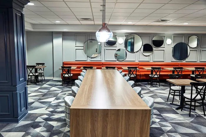 Holiday Inn Express Nashville Downtown - Broadway by IHG 5
