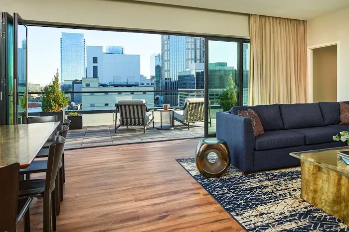 The Bankers Alley Hotel Nashville, Tapestry Collection by Hilton 5