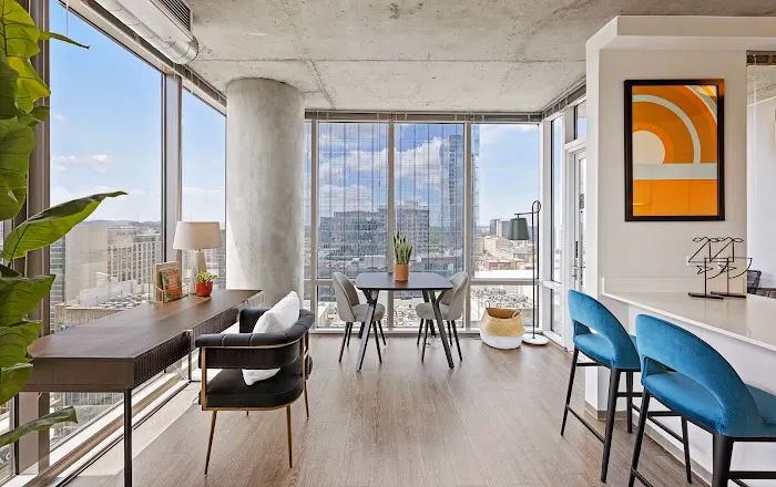 Placemakr Premier SoBro 5
