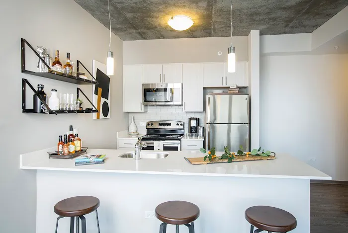 Placemakr Premier SoBro 5